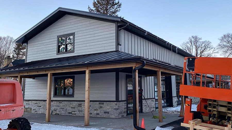 Kyle Stumpenhorst of RR Buildings uses LP SmartSide Trim & Siding on his projects because of the durability and efficiency.